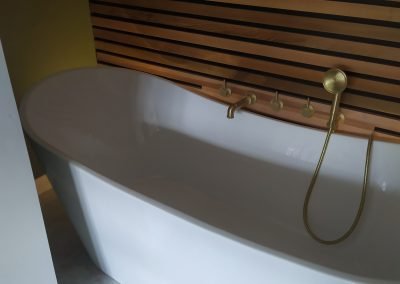 Bath with feature cedar wall finished